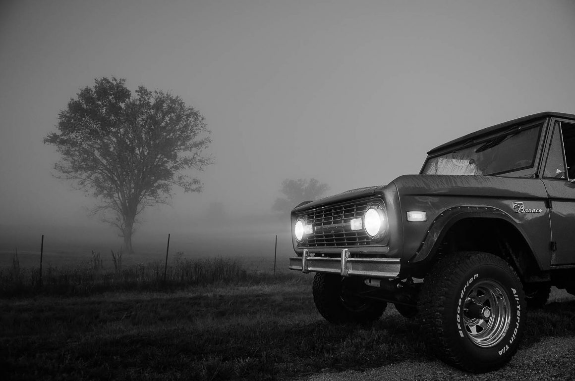 1975 Ford Bronco Sport, black and white
